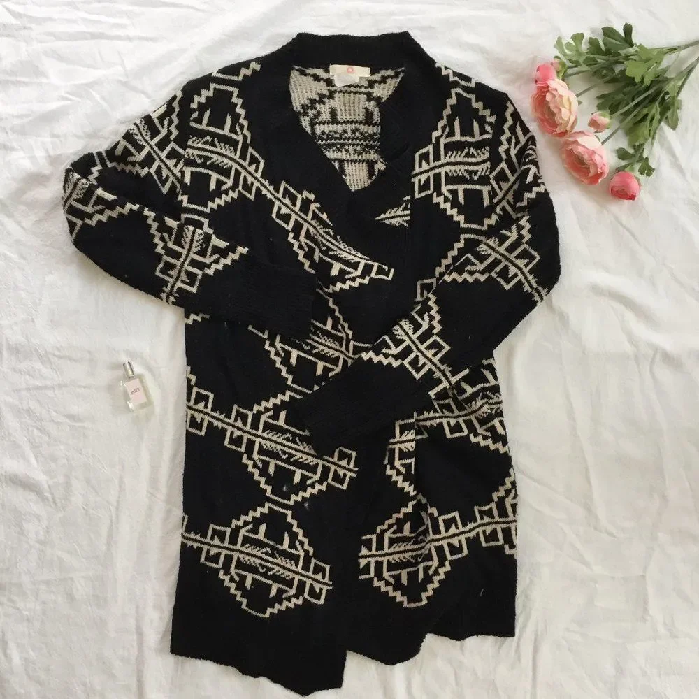 Aztec Print Drape Cardigan